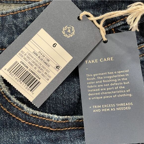 UNIVERSAL Thread Mid Rise Boyfriend Released Hem Frayed Distressed Jeans New wit - Picture 13 of 16